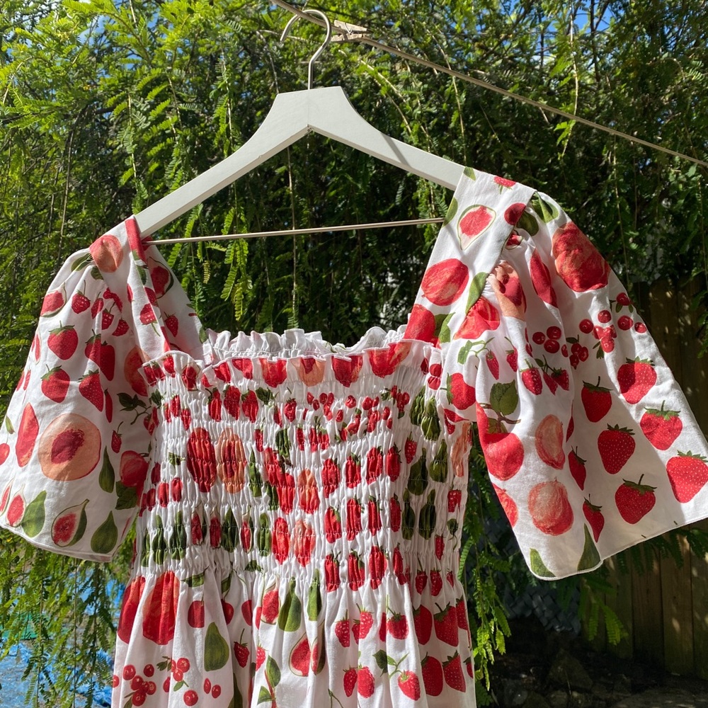 *SOLD* RARE NWT “Lisa Says Gah” Toni Fruit Print Smocked Bust Dress - Picture 5 of 16
